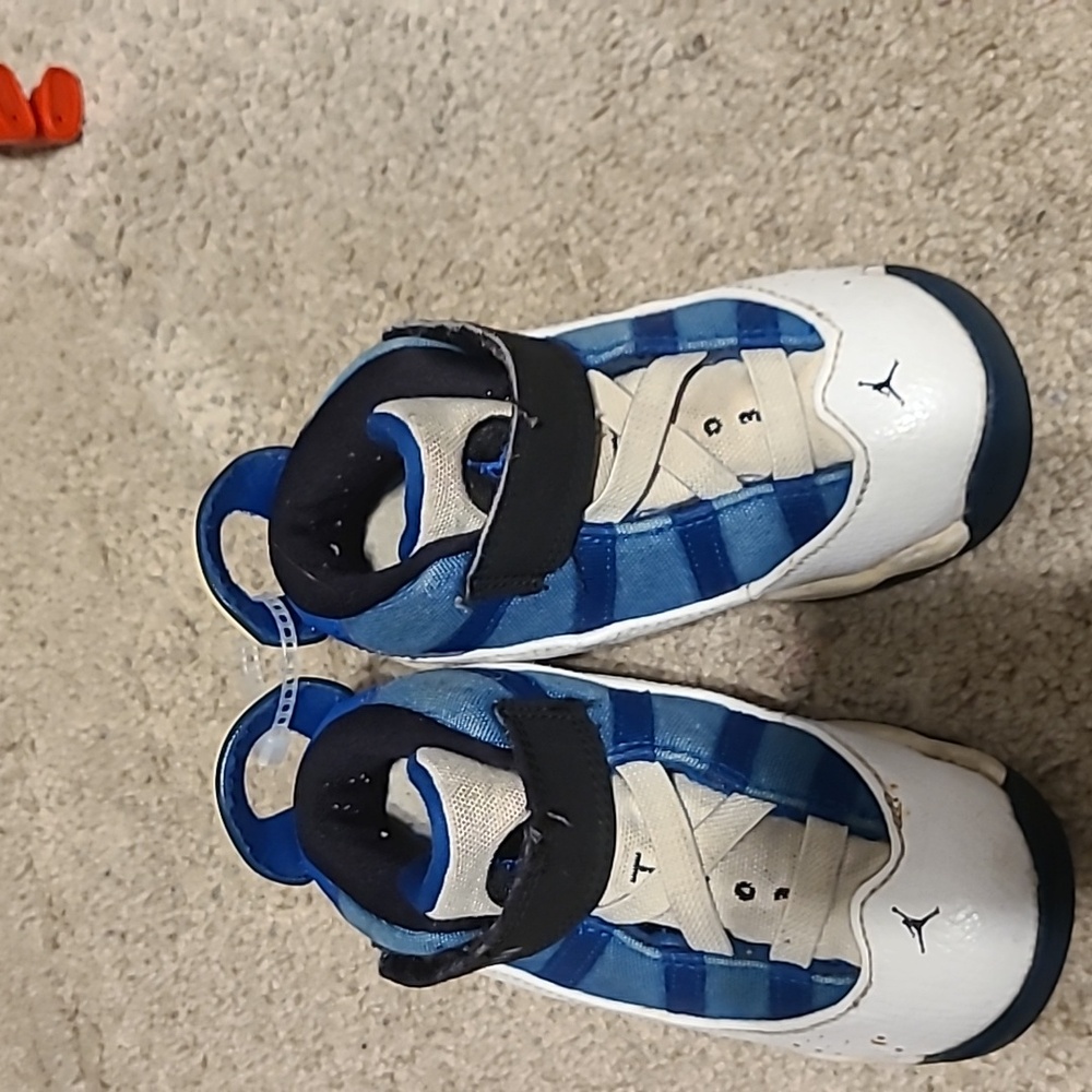 Jordan size 8 toddler